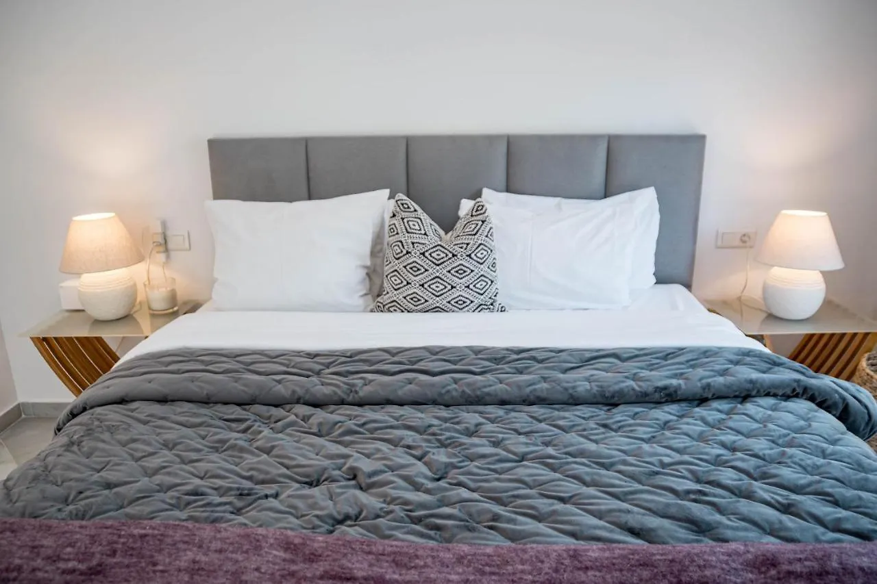 Σπίτι διακοπών Tropical Palmy 3 Bedroom Townhouse In Nueva Andalucia Close To Puerto Banus Μαρμπέλλα Ισπανία