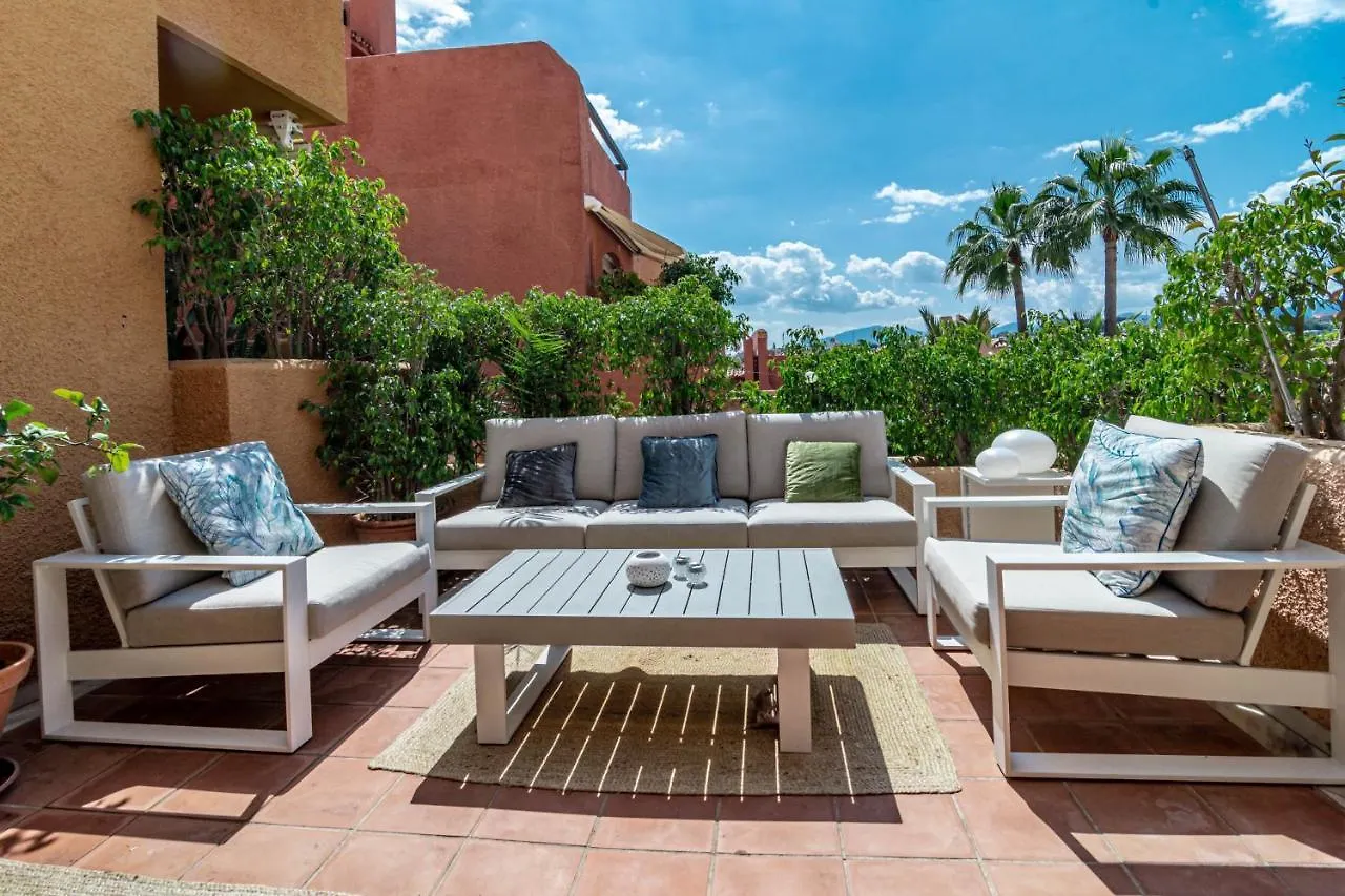Σπίτι διακοπών Tropical Palmy 3 Bedroom Townhouse In Nueva Andalucia Close To Puerto Banus Μαρμπέλλα