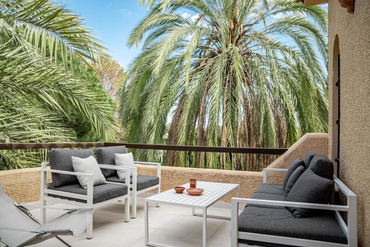 Tropical Palmy 3 Bedroom Townhouse In Nueva Andalucia Close To Puerto Banus Μαρμπέλλα