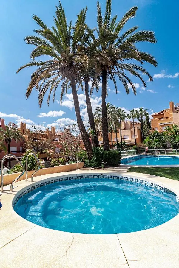 Σπίτι διακοπών Tropical Palmy 3 Bedroom Townhouse In Nueva Andalucia Close To Puerto Banus Μαρμπέλλα Ισπανία